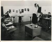 Costume Design course, Illinois Institute of Technology, ca. 1940s